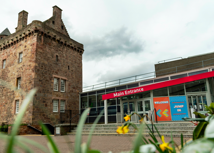 Merchiston Tower spring